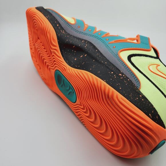 Mens Size 11 Nike Basketball Shoes KD 18 Clear Jade Liquid Lime HV1993-301 main image 4